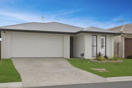 60 Brampton Cres, MOUNTAIN CREEK, QLD 4557